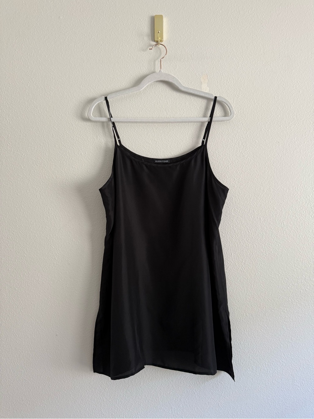 EILEEN FISHER Black silk tank top /slip women’s Sz M